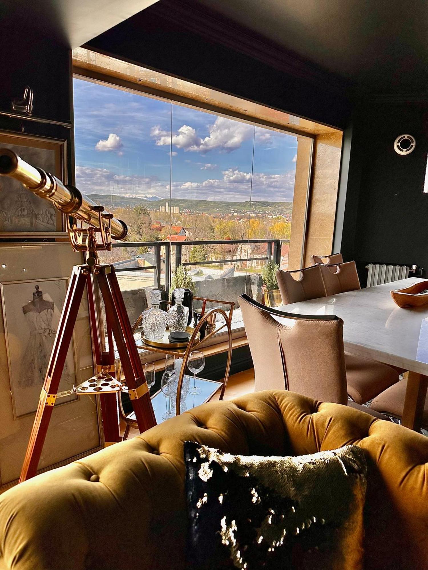 Noir Penthouse Leilighet Targoviste Eksteriør bilde